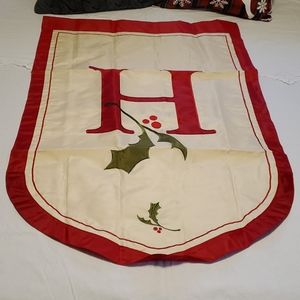 Holiday Monogram H Flag